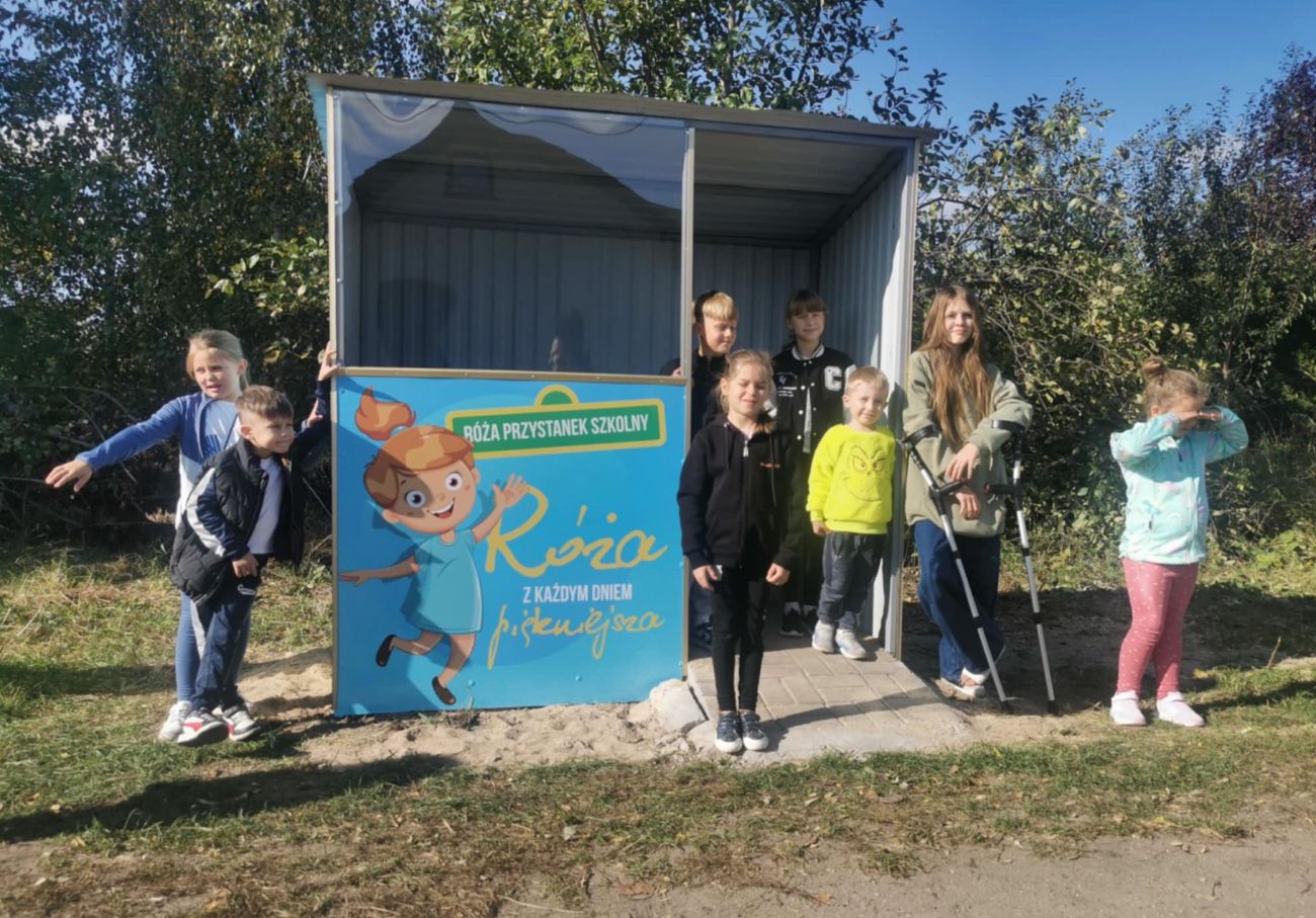 Przystanek na Róży już tak nie wygląda. Zobacz niezwykły efekt pracy mieszkańców