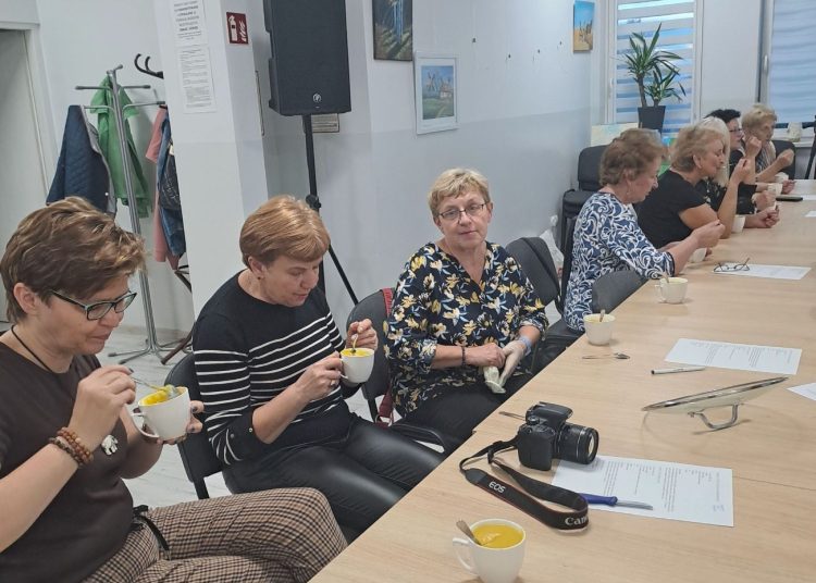 Lądkowianki rozwijają skrzydła