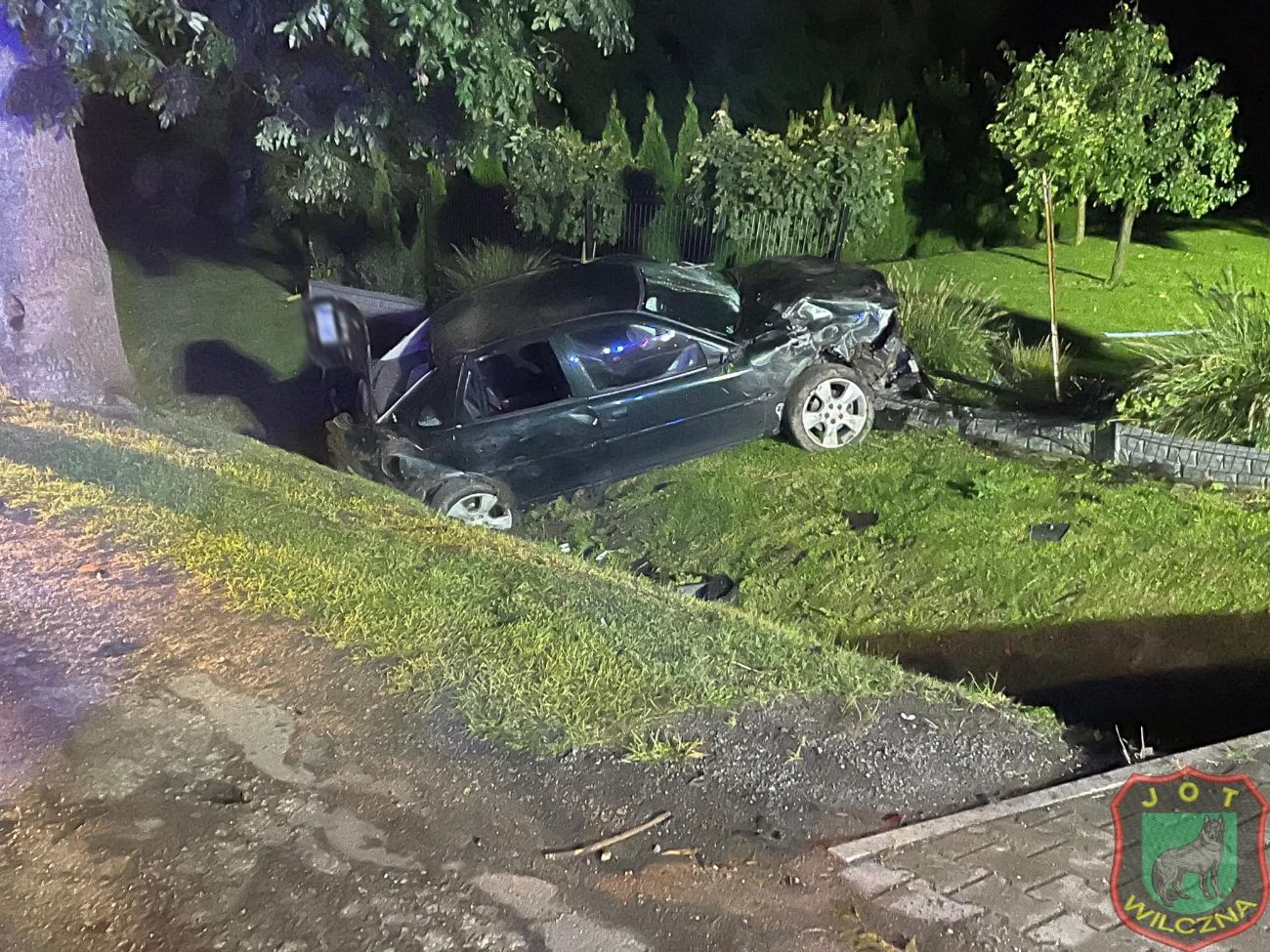 Wypadł z drogi. W ciężkim stanie trafił do szpitala