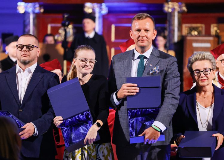 Starostę studenci lubią najbardziej. Trzeci raz dostał tę nagrodę