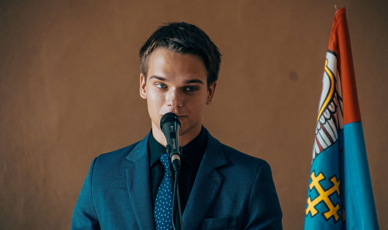 Starosta wręczył nauczycielom nagrody. Zobacz, kto został wyróżniony