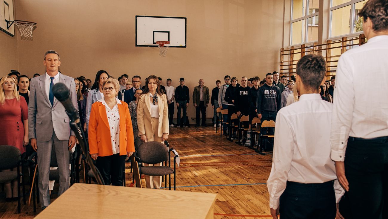 Starosta wręczył nauczycielom nagrody. Zobacz, kto został wyróżniony