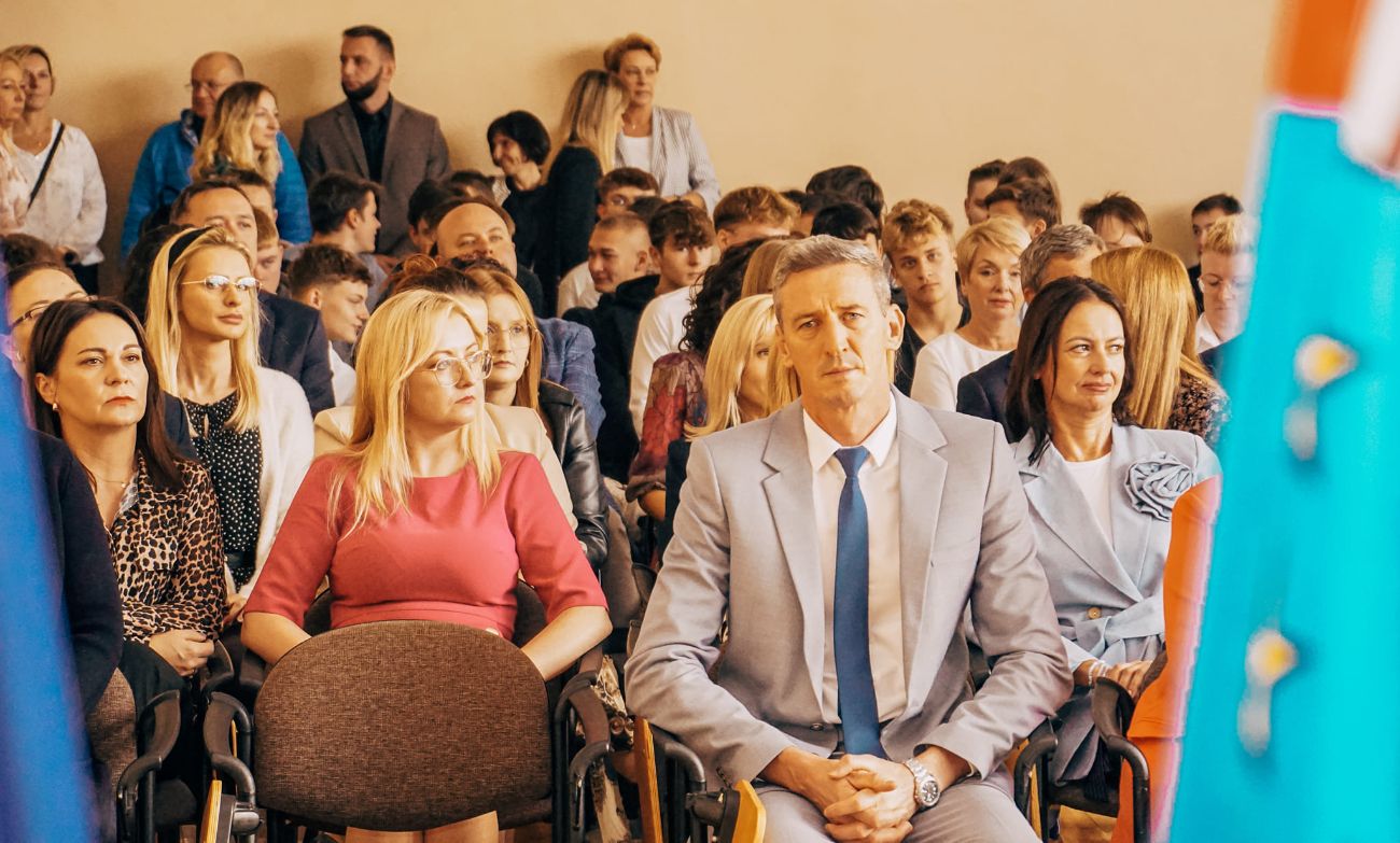 Starosta wręczył nauczycielom nagrody. Zobacz, kto został wyróżniony