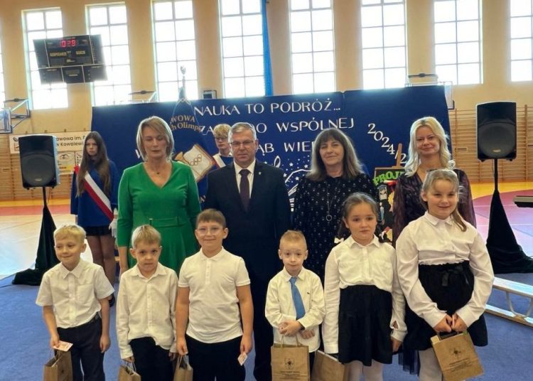 Pasowanie na ucznia w Kowalewie Op.