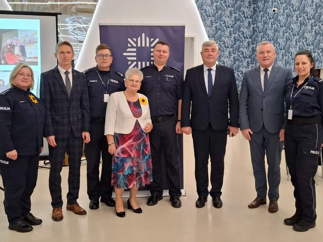 Tak się bawią seniorzy. Zobacz zdjęcia