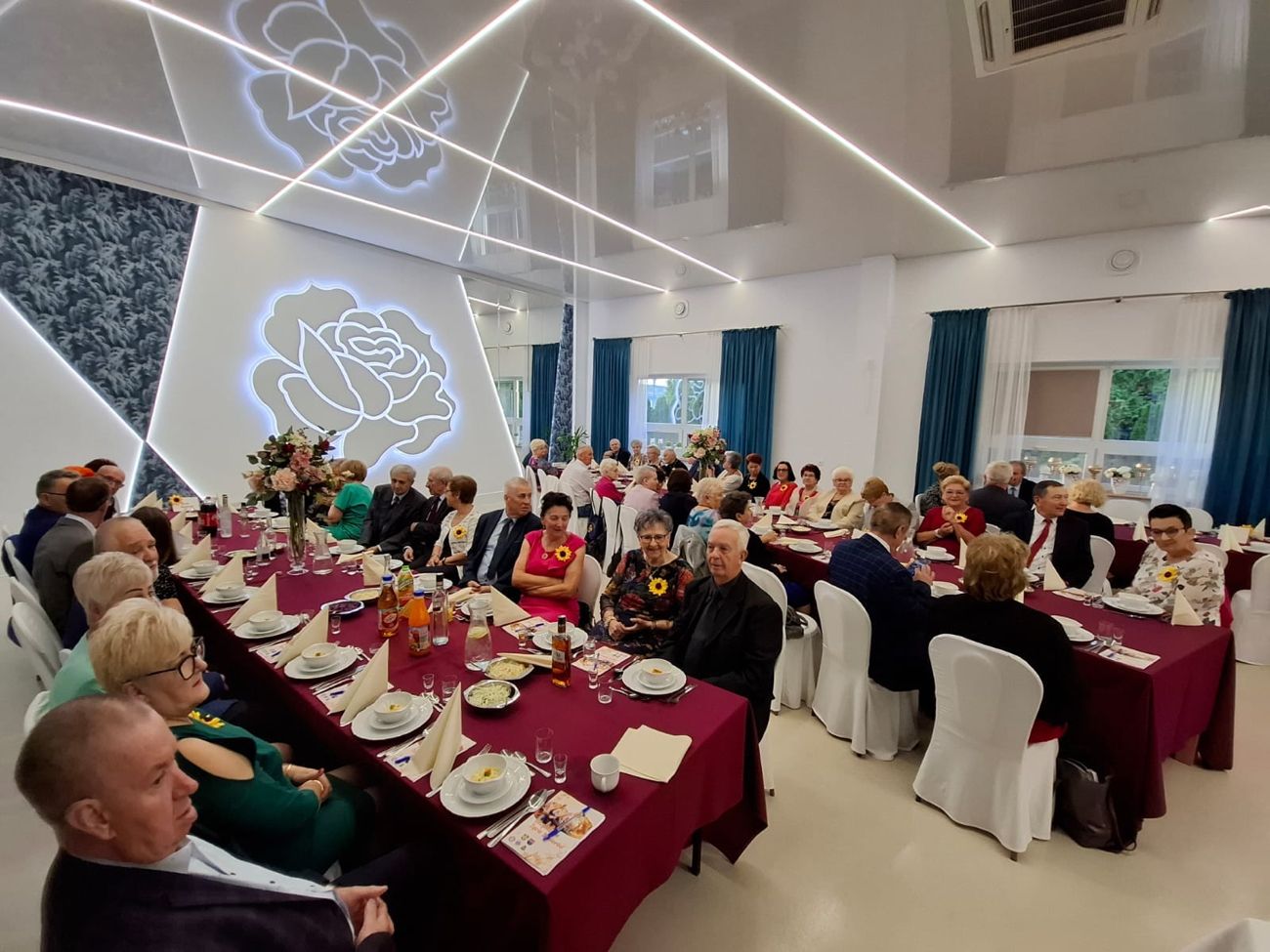 Tak się bawią seniorzy. Zobacz zdjęcia