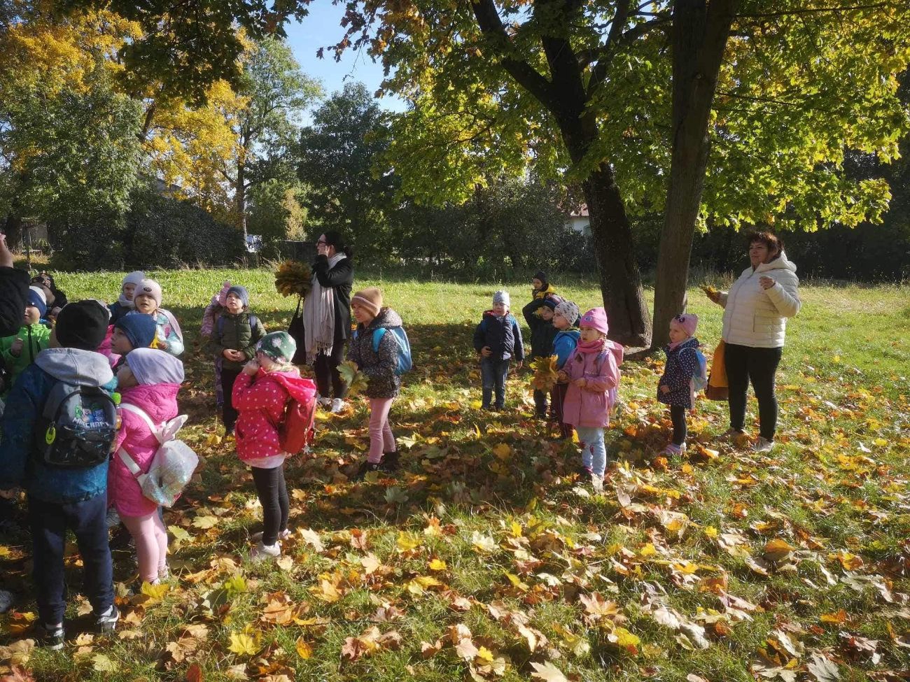 Jesienna wizyta dzieci z ZSP w Lądku w Ośrodku w Lądzie