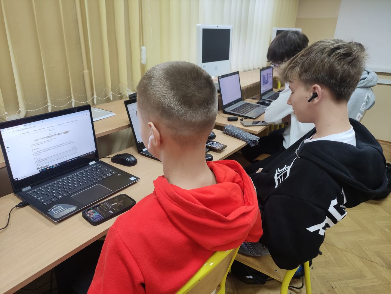 O Panu Tadeuszu w Cieninie Kościelnym