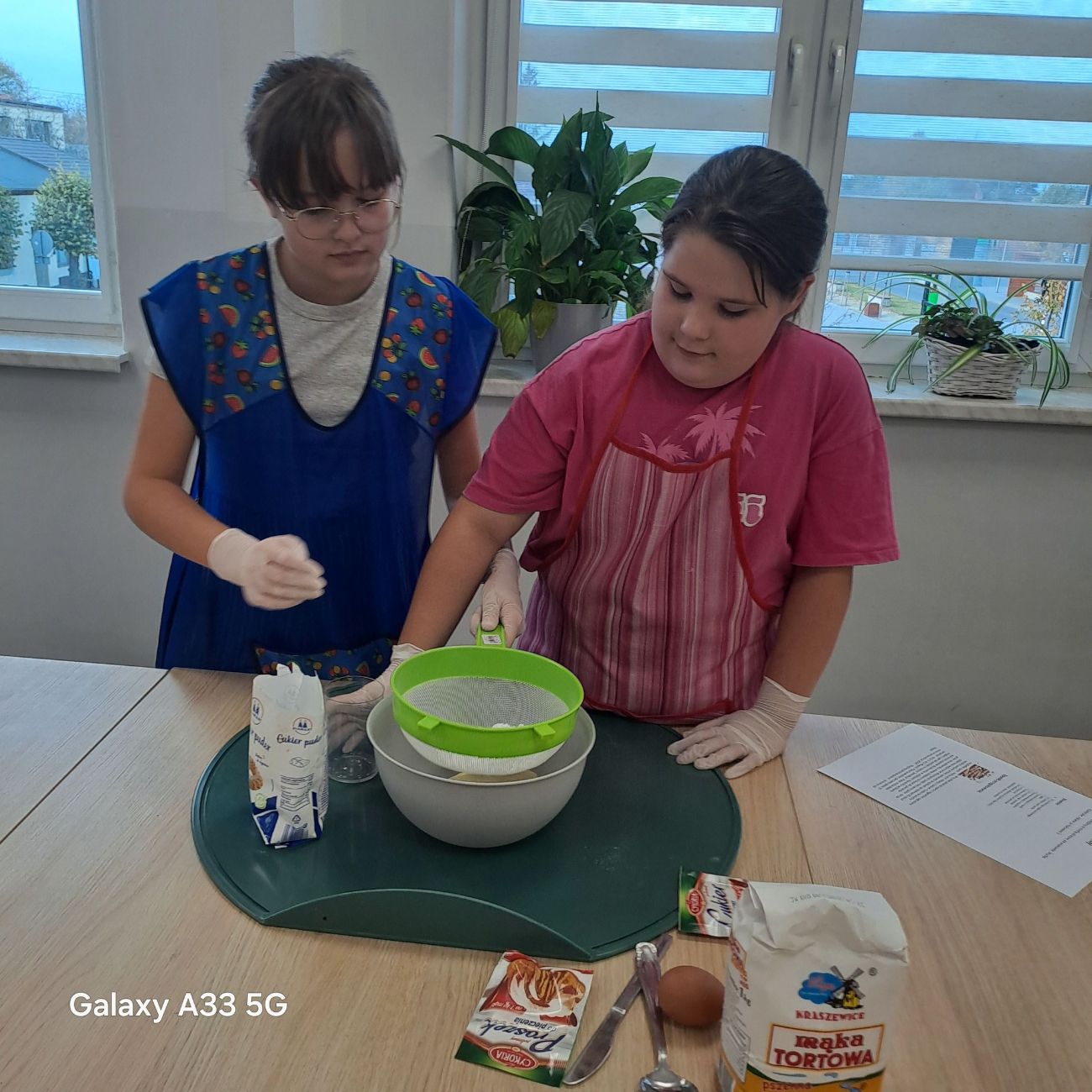 Zapach migdałów i wanilii w lądkowskim GOKu