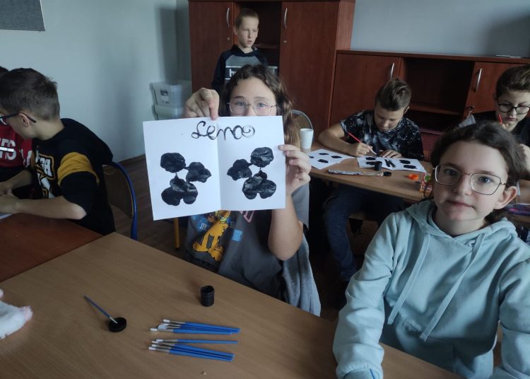 Lekcja kleksografii w Cieninie Zabornym