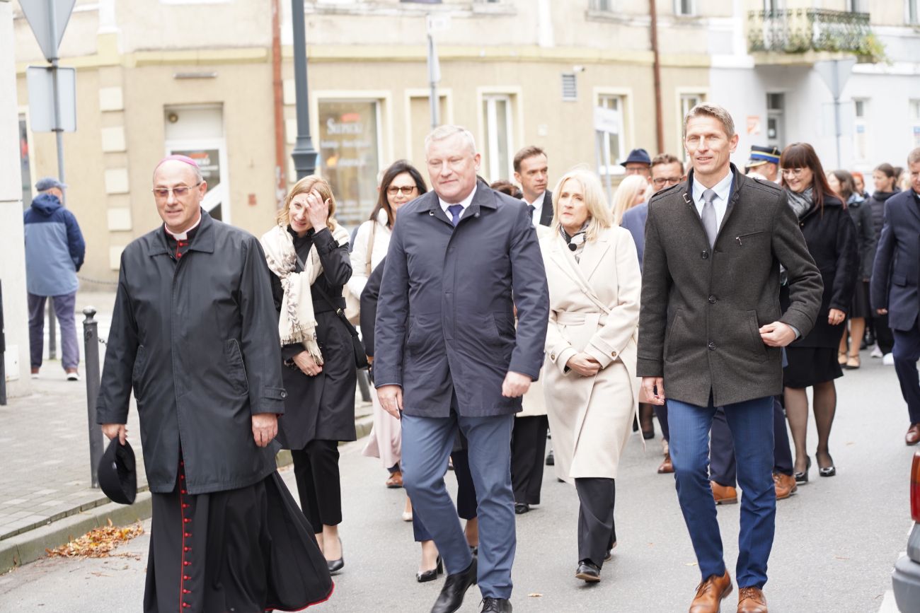 Jedynka świętuje 100-lecie. Zobacz zdjęcia