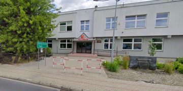 Radny chce to ustawić przy szkołach. Dobry pomysł?