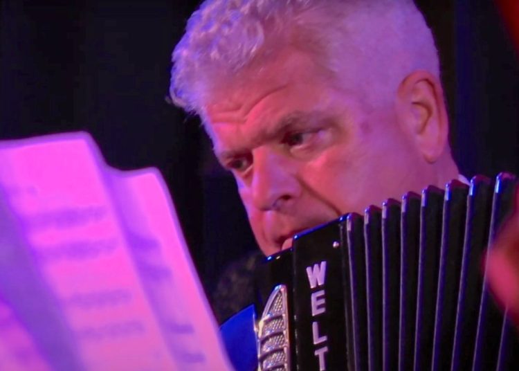 Ogromne wyróżnienie dla Dyrektora. Został Profesorem Oświaty