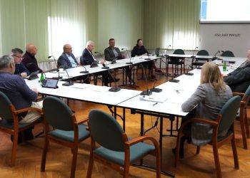 Dziś o ratowaniu szpitalu rozmawiało więcej osób. Ale nie wszyscy radni byli obecni