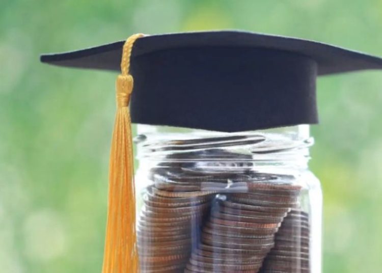 Dostaną 500 zł miesięcznie. 6 uczniów ze stypendium premiera