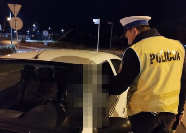 Dziś rano sprawdzali każdego. Sześciu z promilami