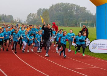 „Z podwórka na bieżnię”