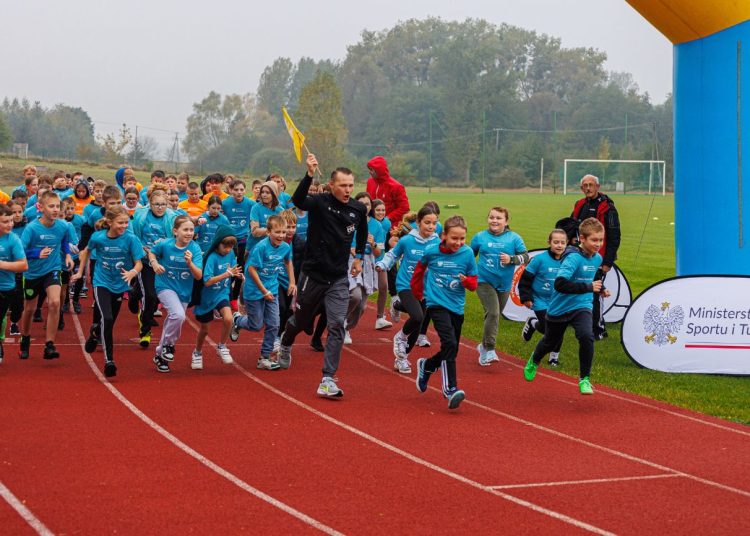 „Z podwórka na bieżnię”