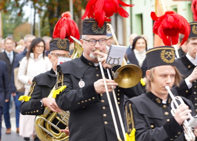 Jedynka świętuje 100-lecie. Zobacz zdjęcia