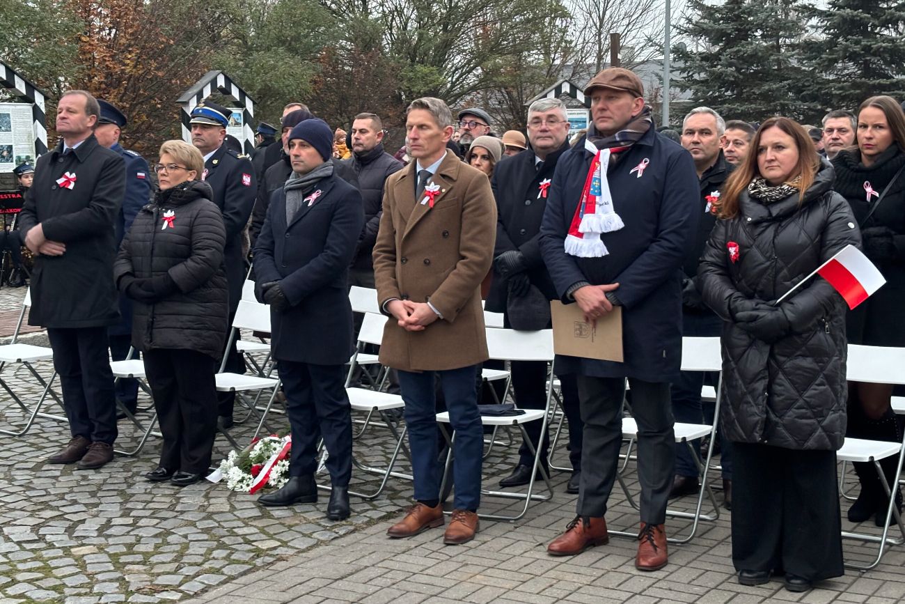 Radna chwali wójta. „Był super ubrany”