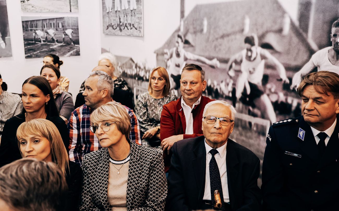 Profesor przybliżył historię obozu