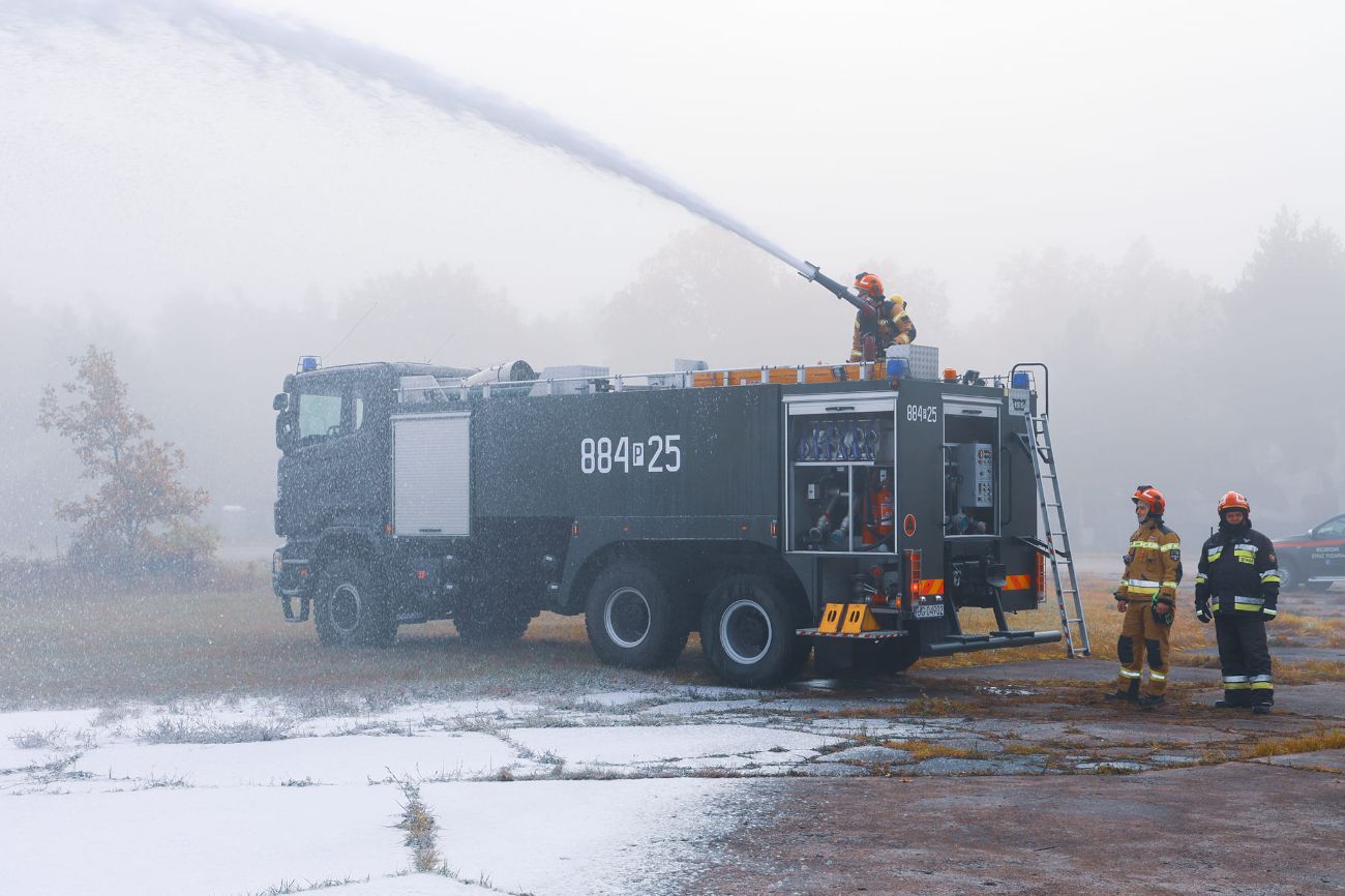 Samolot w ogniu. Wszystkie służby były dziś w Powidzu