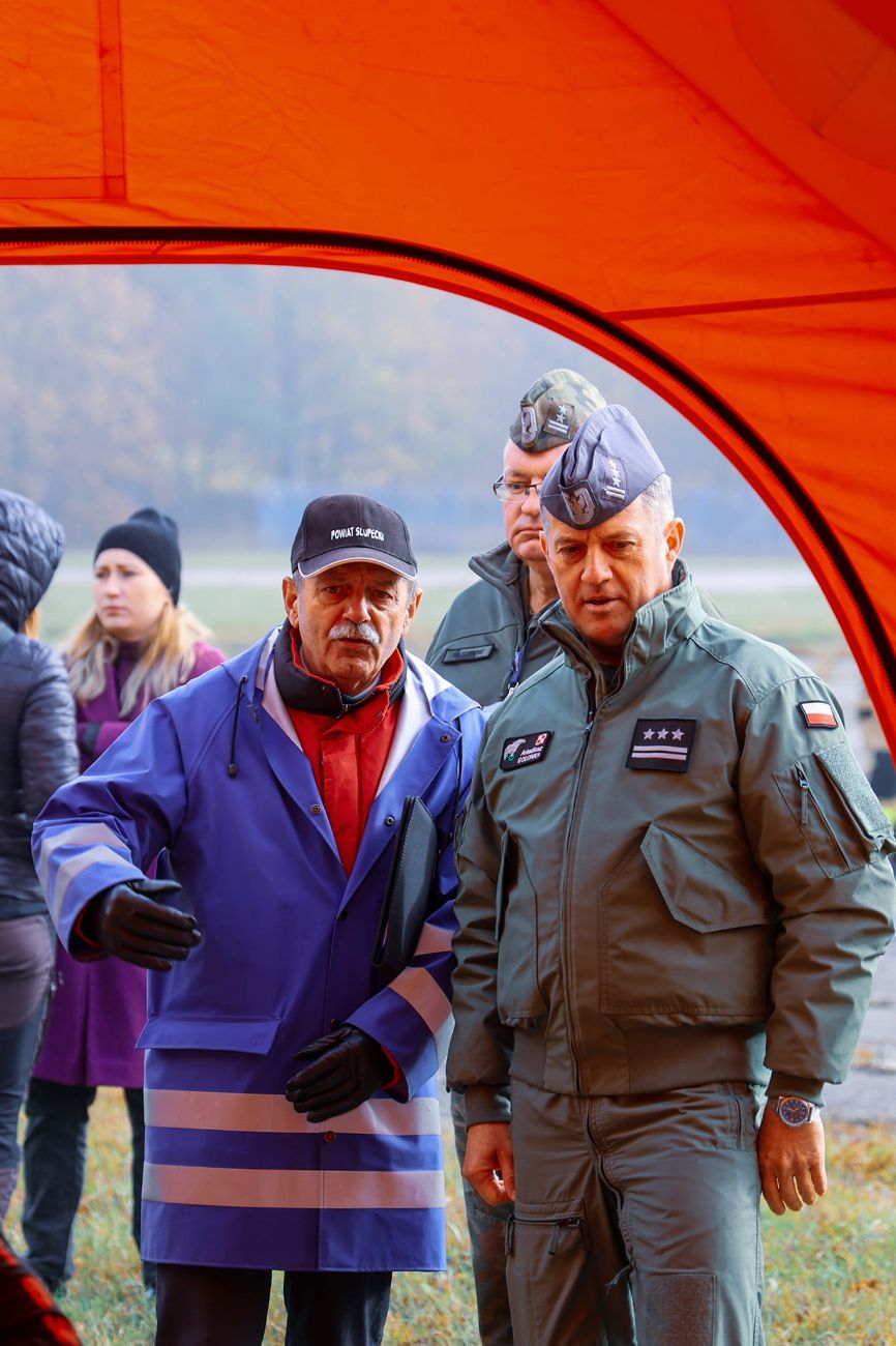 Samolot w ogniu. Wszystkie służby były dziś w Powidzu
