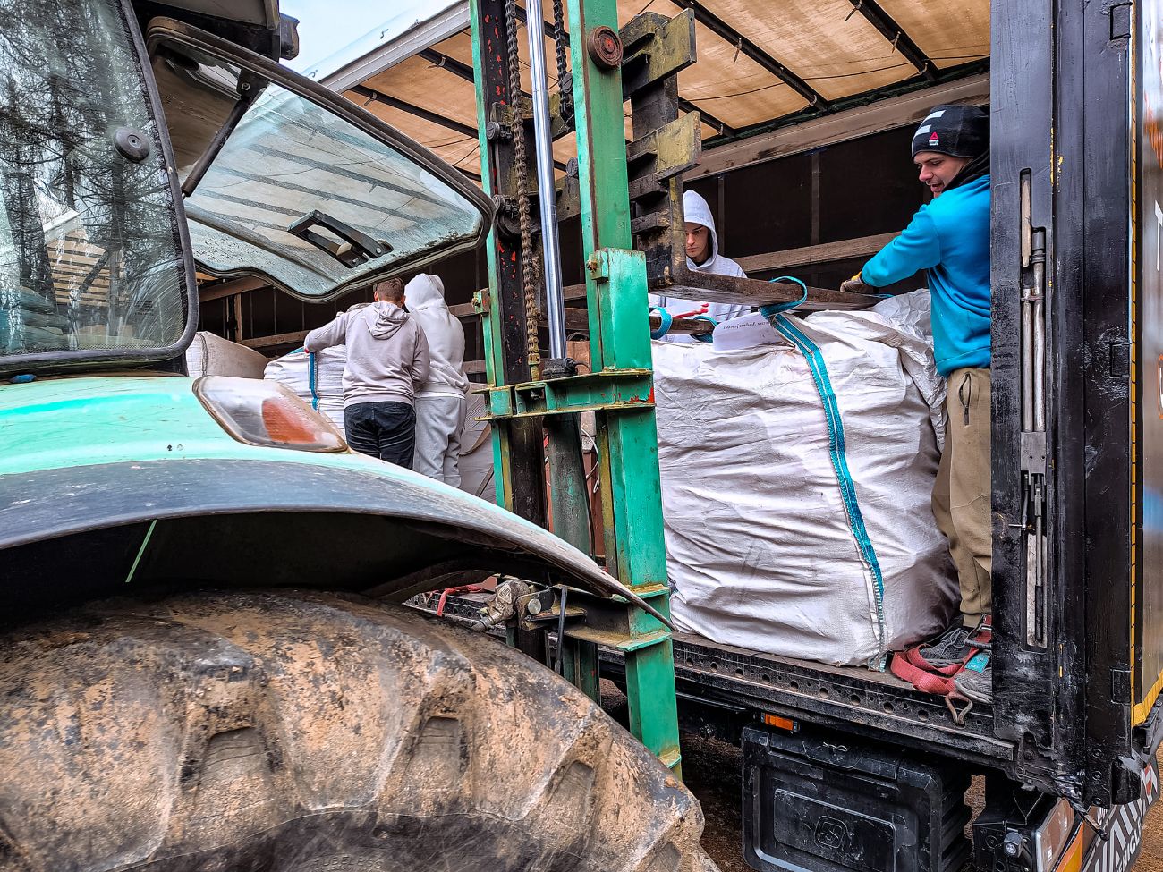 Kolejny transport darów trafił do poszkodowanych przez powódź