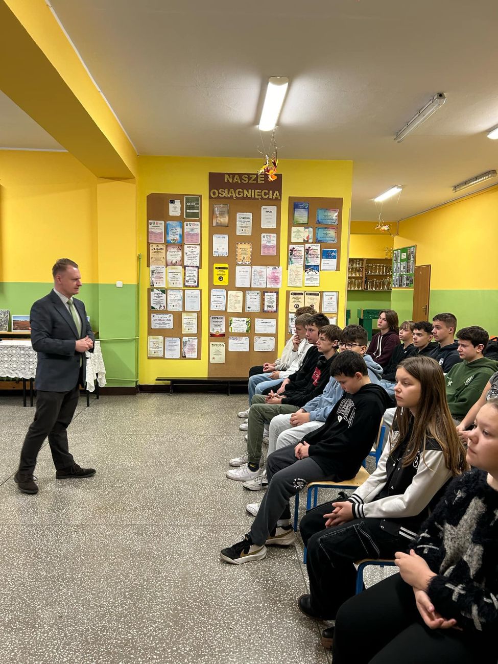 Lekcja o odzyskaniu Niepodległości w Drążnej