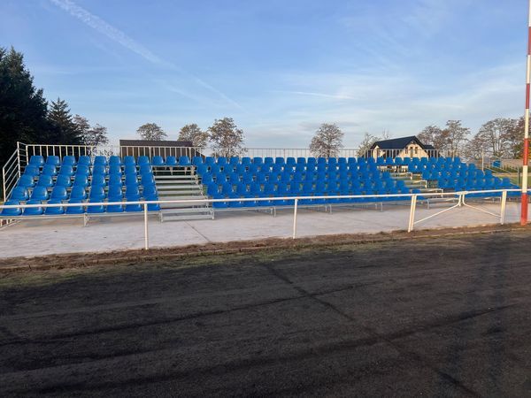Modernizacja trybun w Lądku zakończona