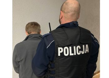 W okolicy: Kradziony samochód, kradzione tablice, na zakazie i pod wpływem