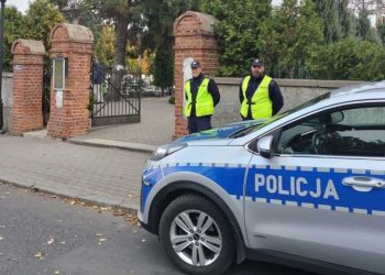 Wszystkich Świętych na drogach. Zgłoszono tylko jedną szkodę