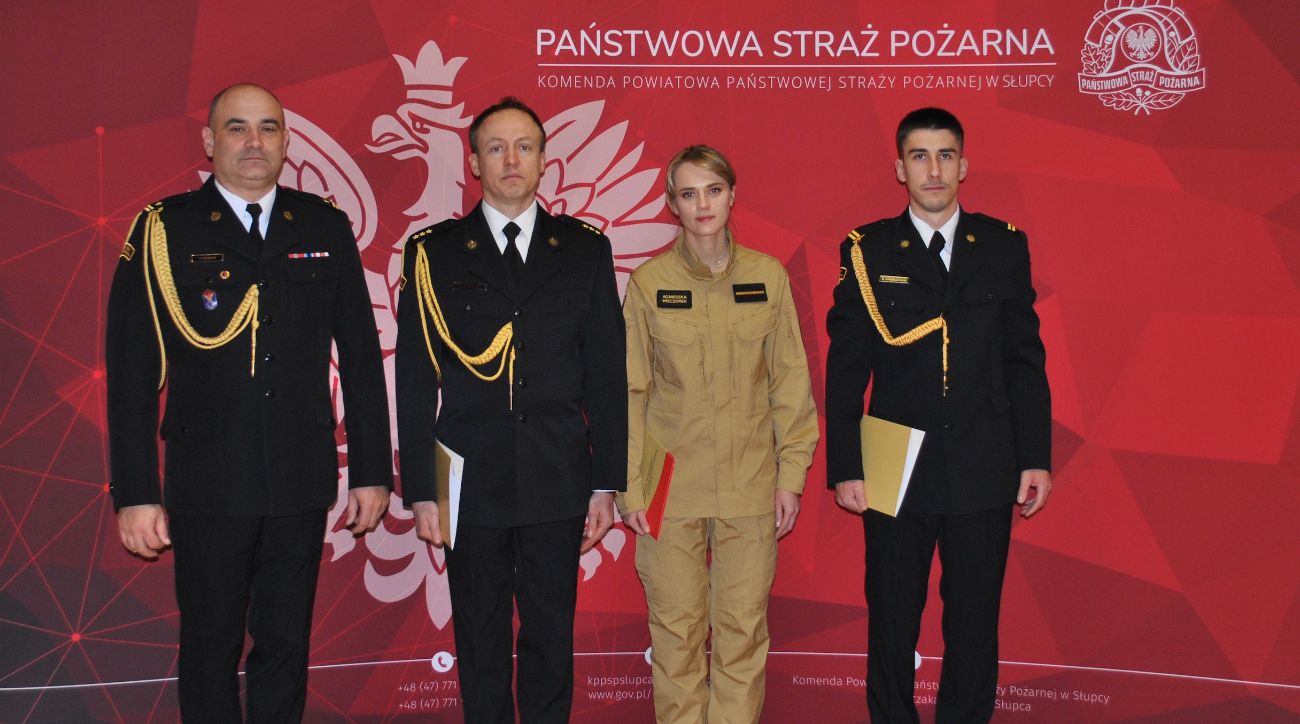 Strażackie awanse w słupeckiej komendzie