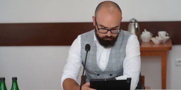 Radny o szpitalu. Pisze o „kilku nietrafionych decyzjach poprzednich włodarzy”