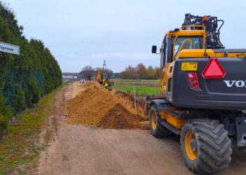 Ruszyły prace na ul. Jeziornej w Piotrowicach