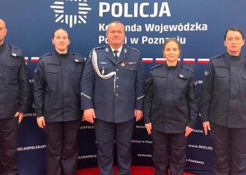 Trzy policjantki i policjant. Zasilą szeregi słupeckiej komendy