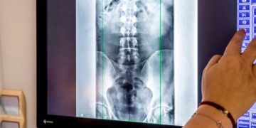 Zatrudnienie tego lekarza przyniosłoby ogromne oszczędności