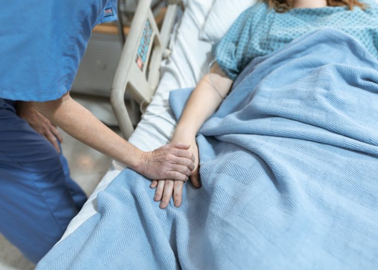 Co spakować do szpitala przed planowaną operacją?