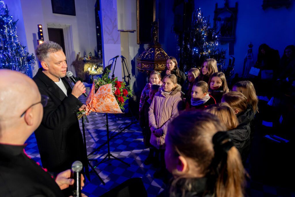 Krzysztof Antkowiak wystąpił w Giewartowie. Zobacz zdjęcia