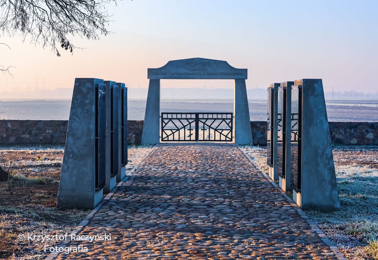 Tak teraz wygląda cmentarz. W piątek uroczystość