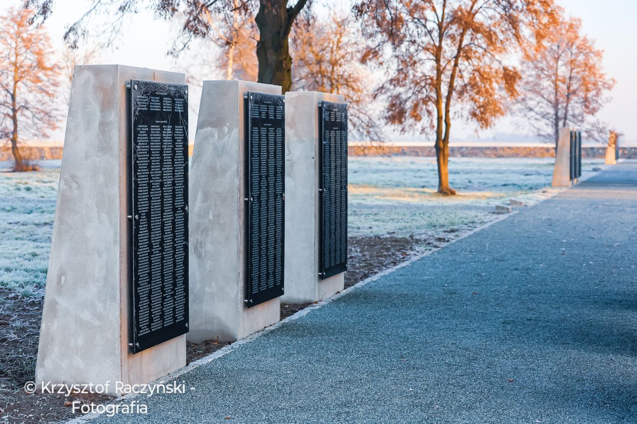 Tak teraz wygląda cmentarz. W piątek uroczystość
