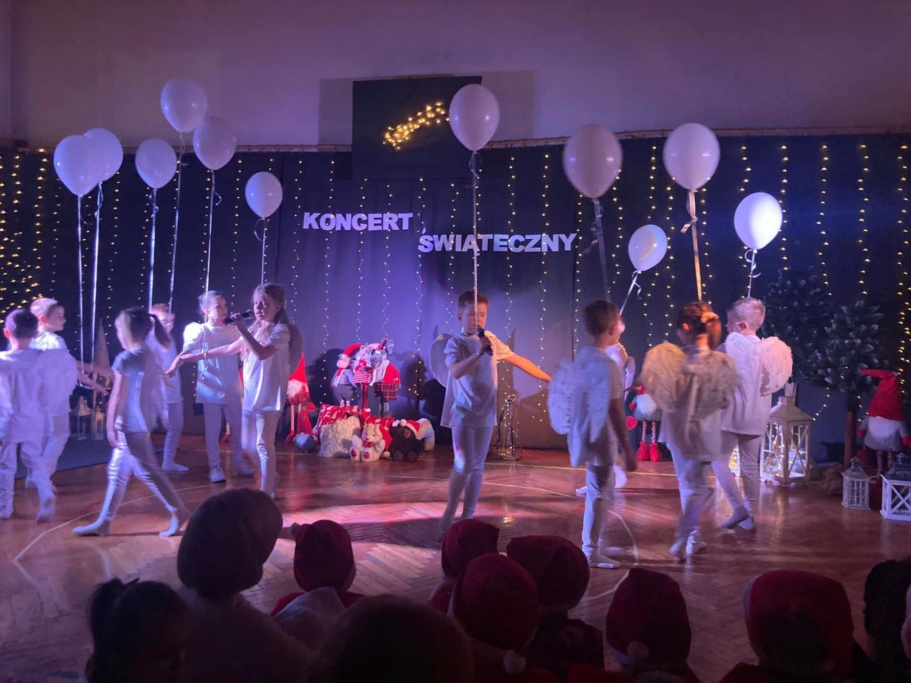 Koncert Świąteczny w  Cieninie Kościelnym