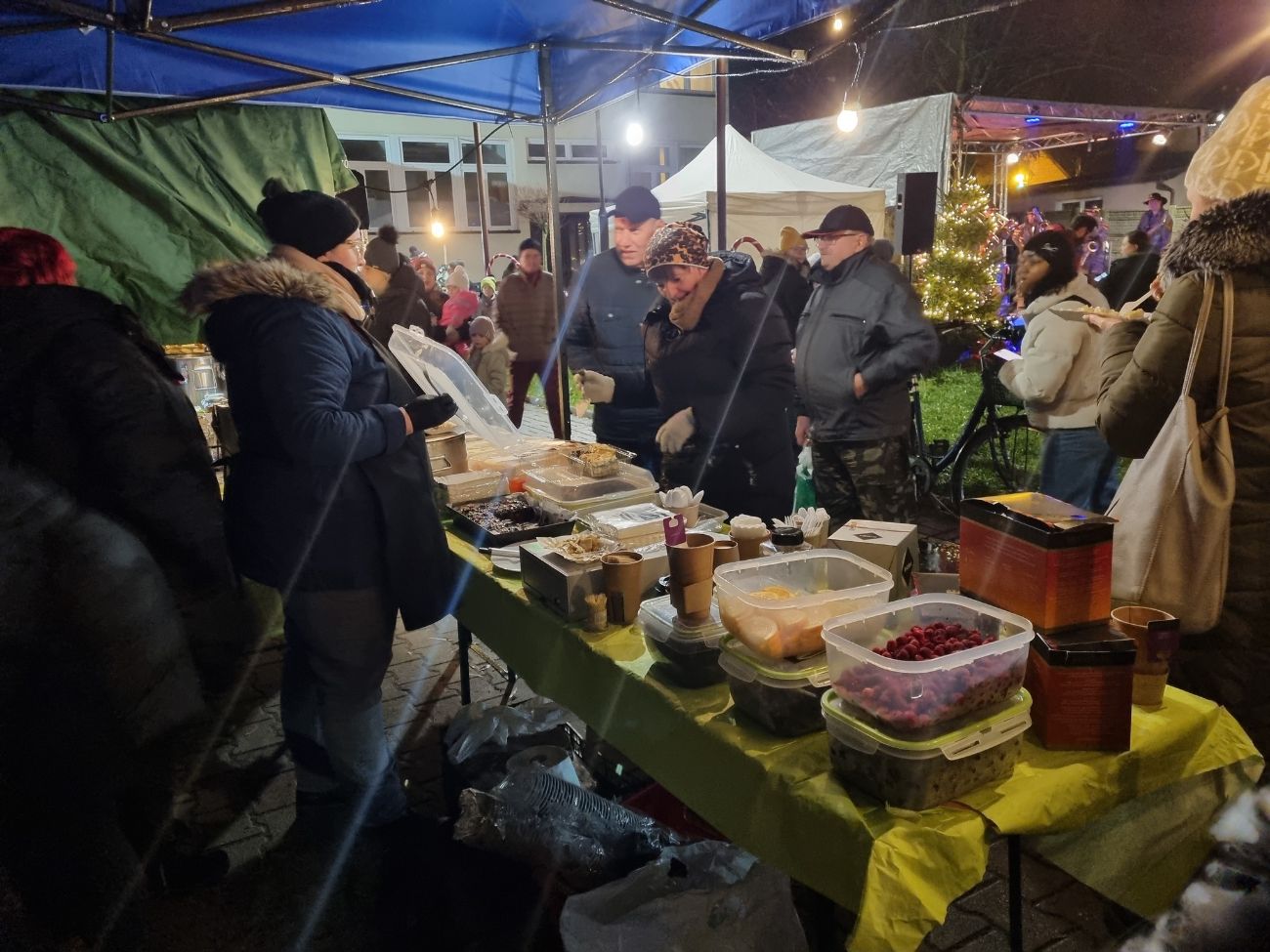 Trzeci Jarmark Świąteczny w Powidzu ZDJĘCIA