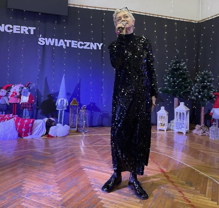 Koncert Świąteczny w  Cieninie Kościelnym