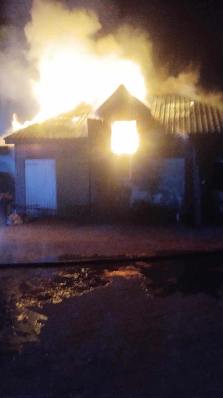 W nocy wybuchł pożar. Ponad 40 strażaków w akcji