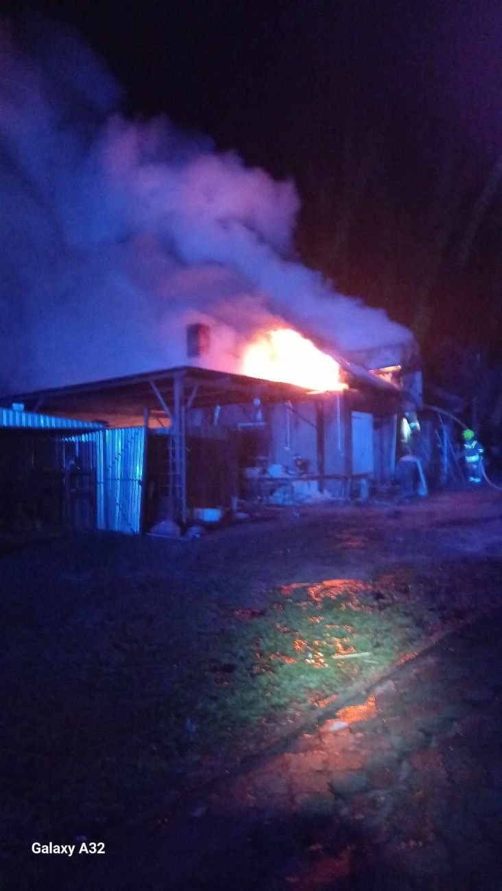 W nocy wybuchł pożar. Ponad 40 strażaków w akcji