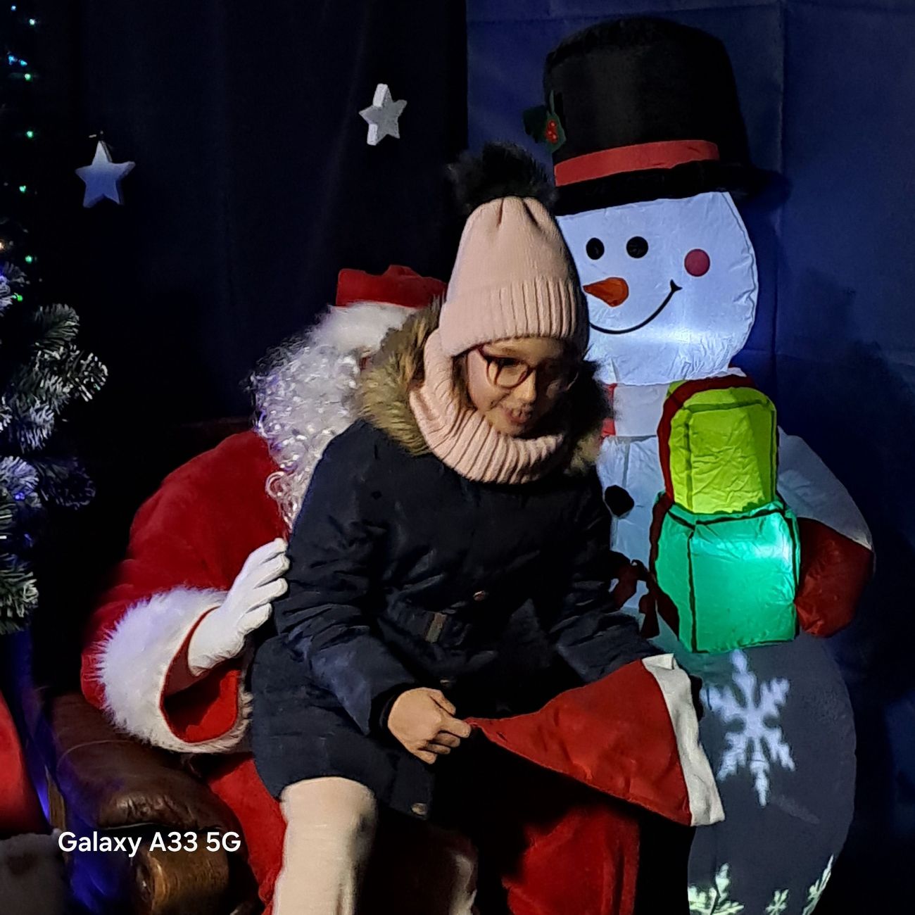 Fotorelacja z JARMARKU BOŻONARODZENIOWEGO na rynku w Lądku