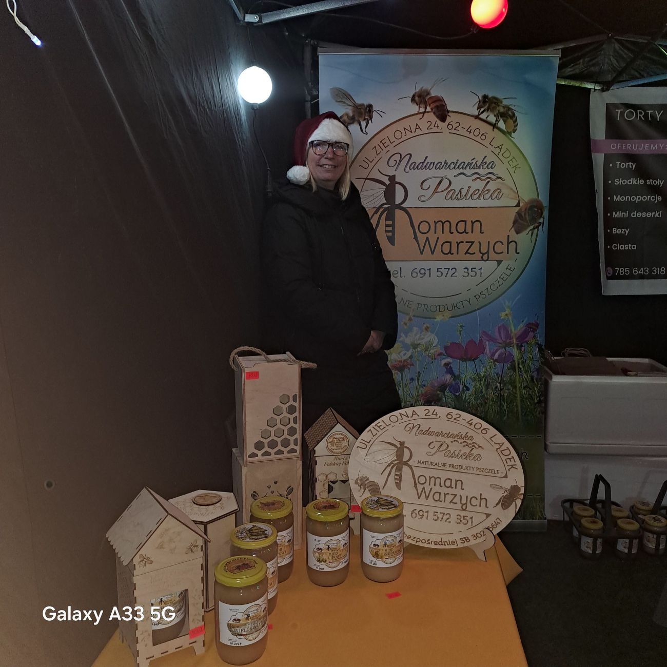 Fotorelacja z JARMARKU BOŻONARODZENIOWEGO na rynku w Lądku