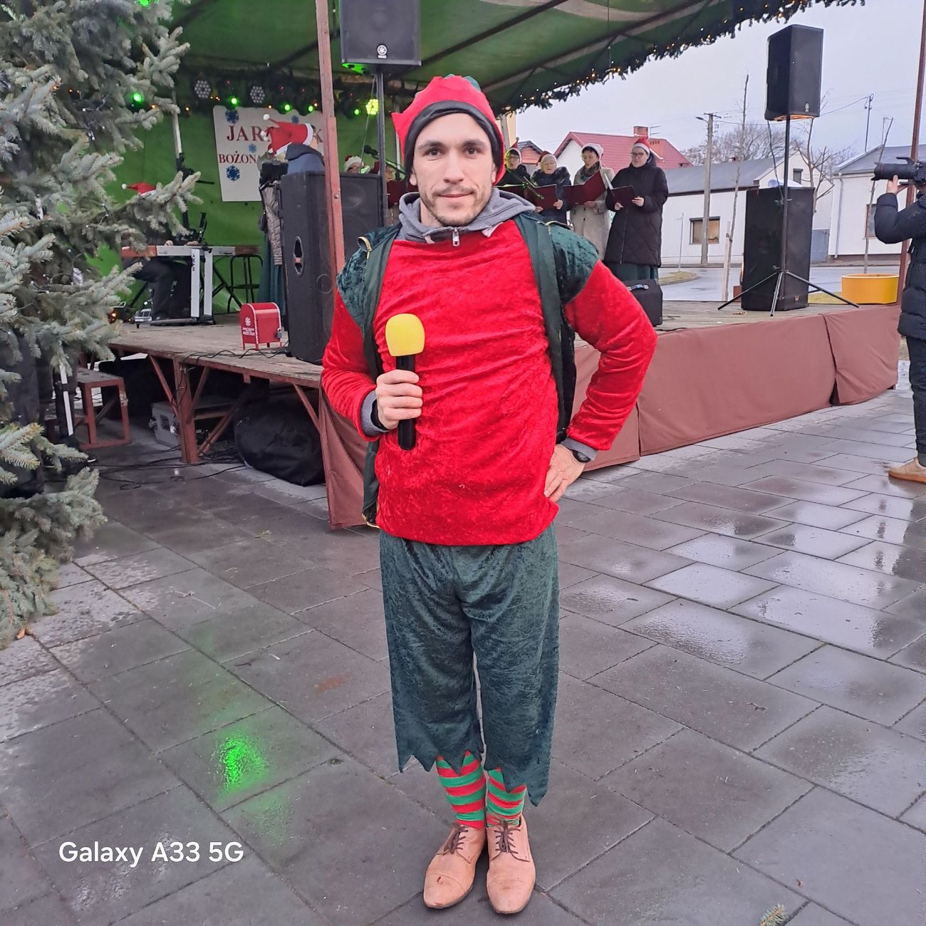 Fotorelacja z JARMARKU BOŻONARODZENIOWEGO na rynku w Lądku