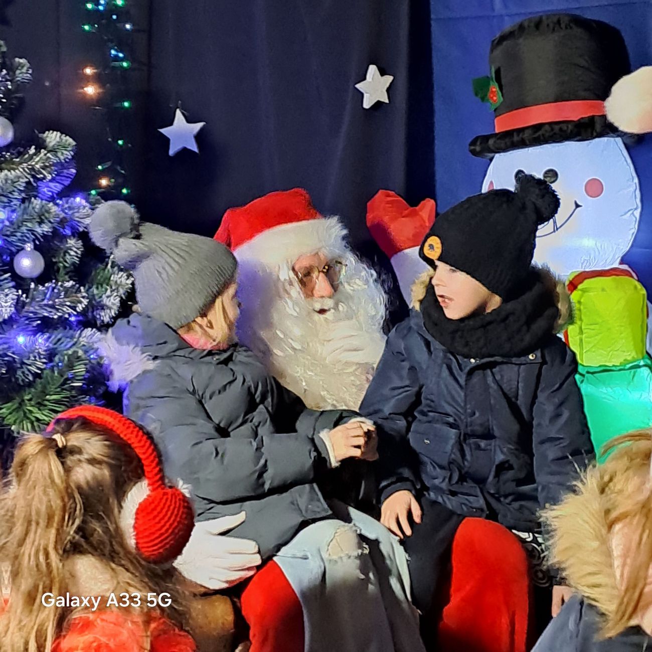 Fotorelacja z JARMARKU BOŻONARODZENIOWEGO na rynku w Lądku